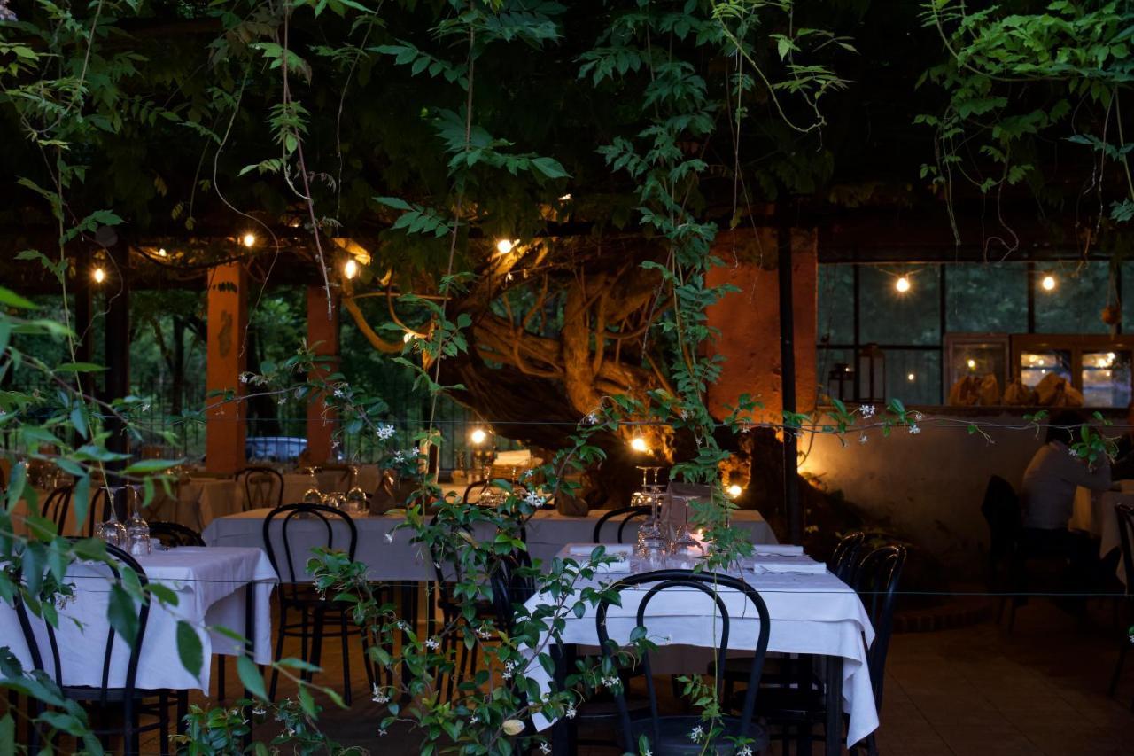 Amare Ristorante Locanda Certosa di Pavia Εξωτερικό φωτογραφία